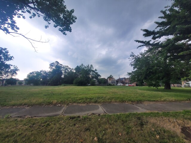 1231 24th St, Detroit, MI 48216