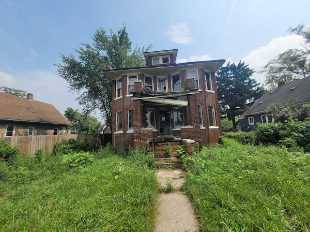 view of front of property