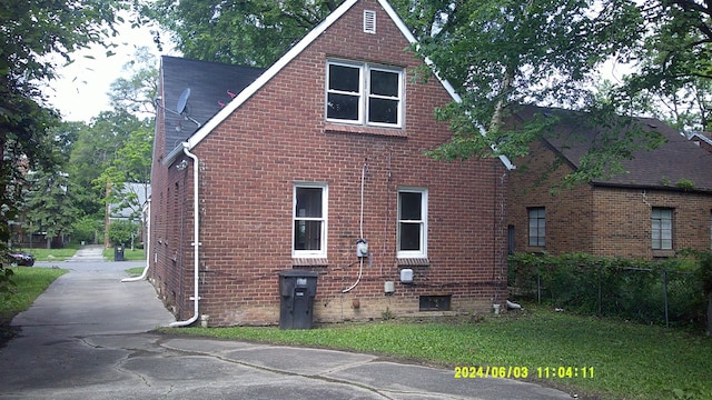 view of property exterior