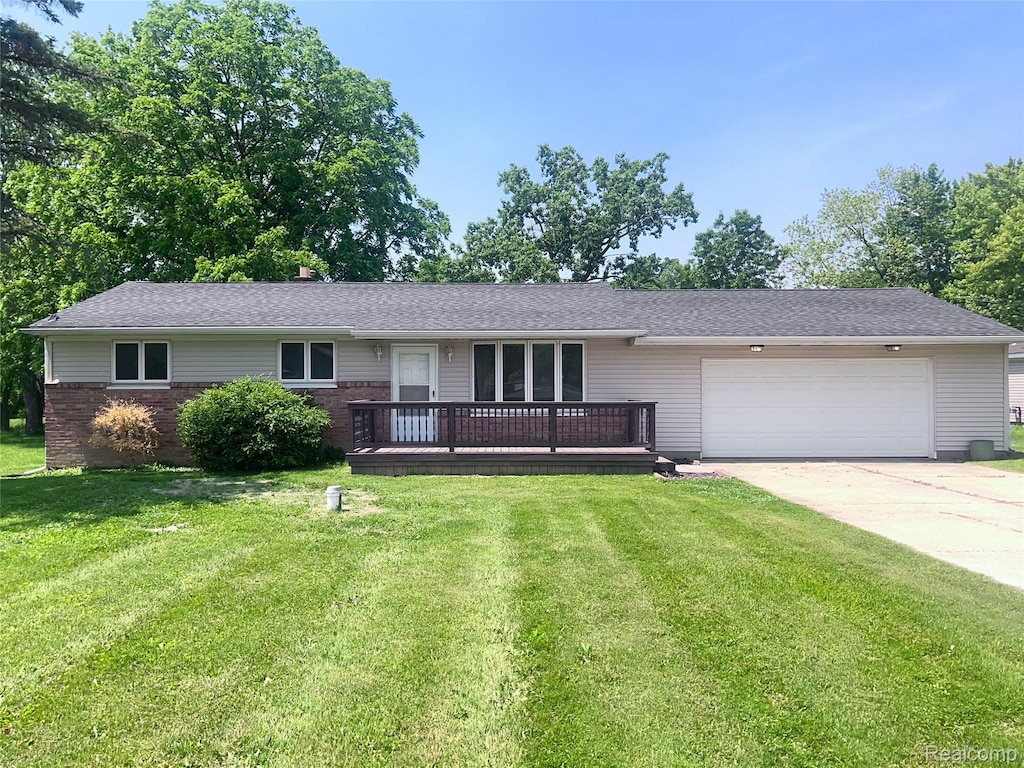 6058 Lincoln Blvd, Grand Blanc, MI 48439 - photo 1