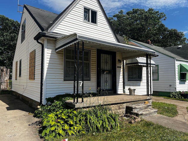 view of front of property with a porch