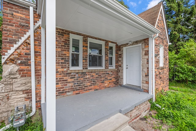 entrance to property with covered porch