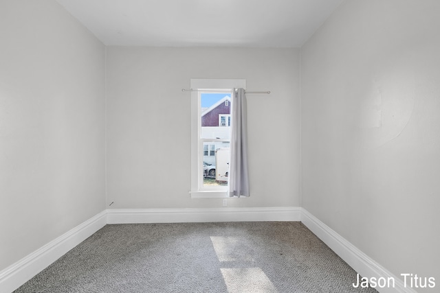 view of carpeted spare room