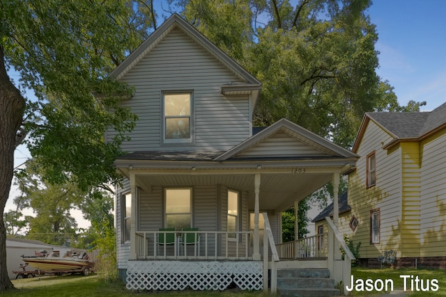 view of front of home with covered porch