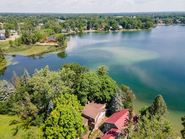 Listing photo 2 for 1614 Ray Ct, Lake Orion MI 48362