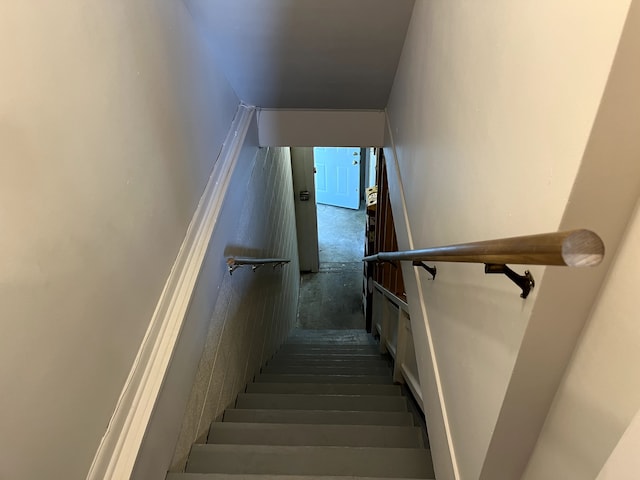 11424 W Corunna Rd, Lennon, MI 48449 - view of staircase