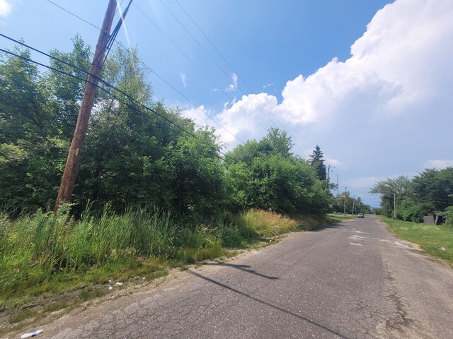 9585 Iris St, Detroit, MI 48227