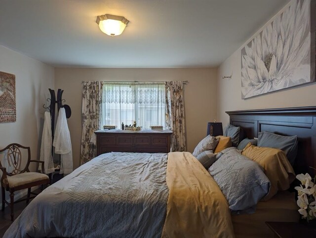 171 Legacy Park Cir, Dearborn Heights, MI 48127 - bedroom featuring wood finished floors