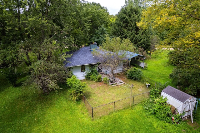 37539 Palmer Woods Blvd, Sterling Heights, MI 48312 - aerial view of property and surrounding area with a heavily wooded area