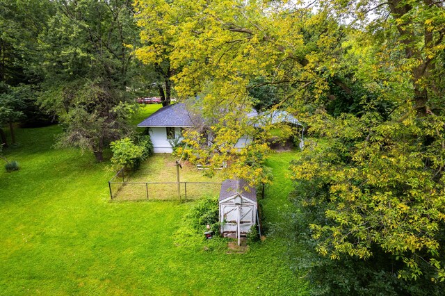 37539 Palmer Woods Blvd, Sterling Heights, MI 48312 - view of subject property featuring a heavily wooded area