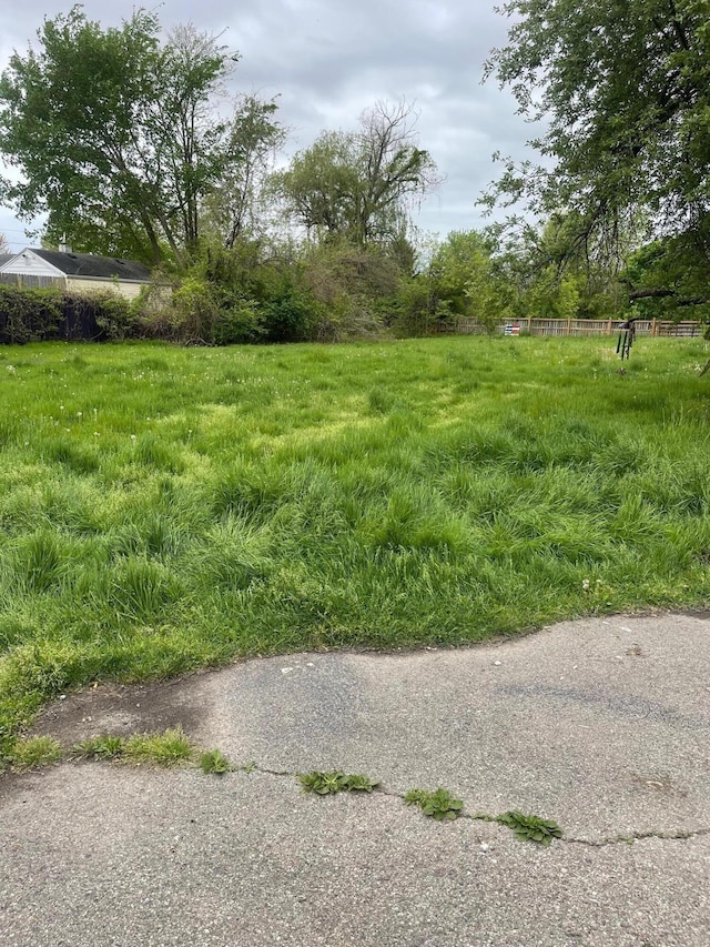 8373 Whittaker Rd, Ypsilanti, MI 48197 - view of yard