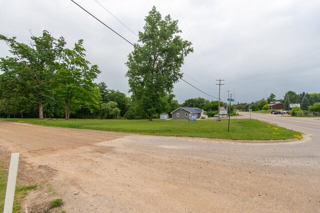 3983 S Pine Rd, Beaverton, MI 48612