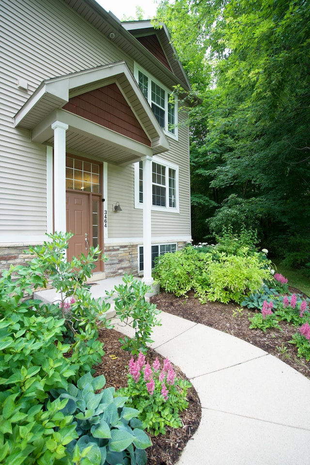 view of property entrance