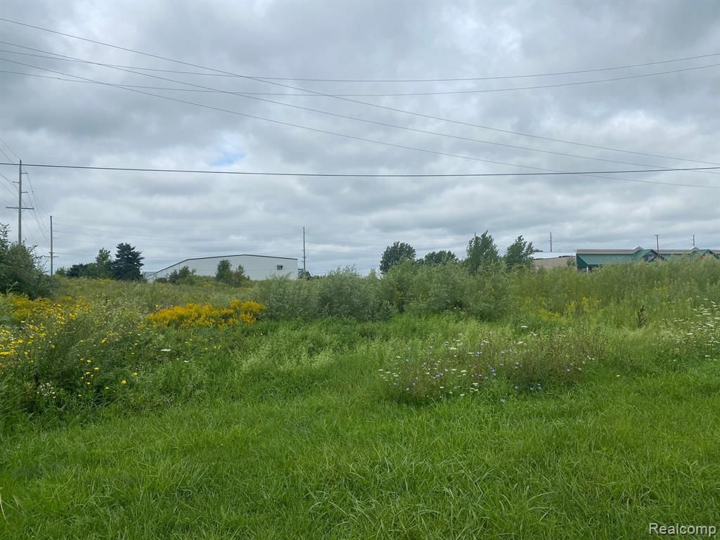 00 Main St, Marlette, MI 48453