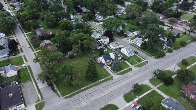 5430 E 9 Mile Rd, Warren, MI 48091 - photo 3