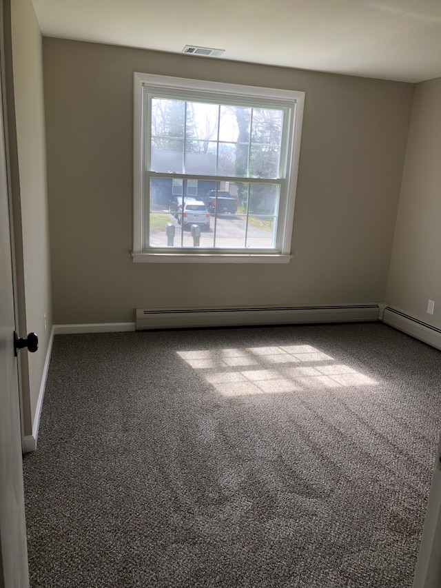 5510 Berkley Dr, Waterford, MI 48327 - empty room with carpet flooring and baseboards