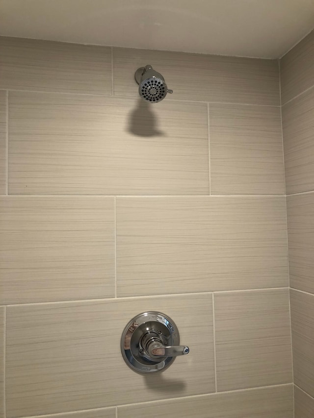 5510 Berkley Dr, Waterford, MI 48327 - bathroom view of a tile shower