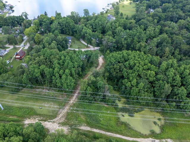 10516 Merrill Dr, Fenton, MI 48430