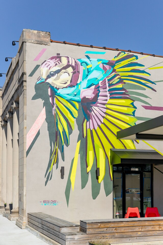 7320 E Lafayette St, Detroit, MI 48214