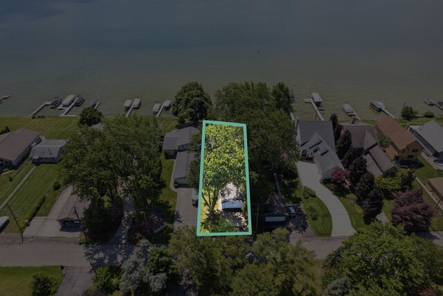 5149 Latimer St, West Bloomfield, MI 48324 - aerial view of property and surrounding area with property parcel outlined