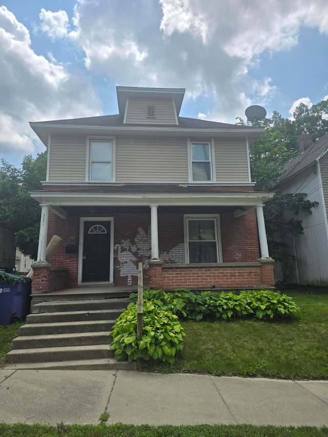 front facade featuring a porch