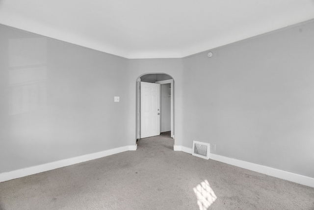 unfurnished room with carpet floors