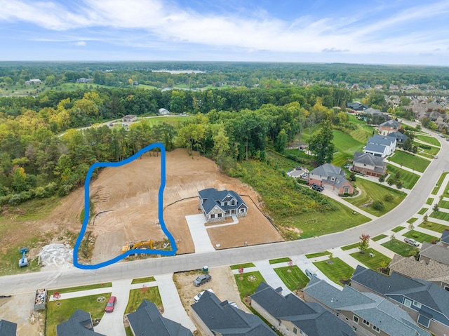 8239 Stoney Creek Dr, South Lyon, MI 48178