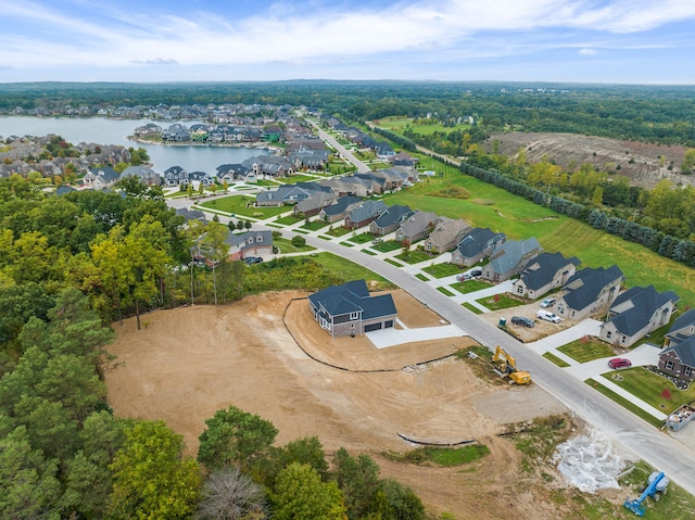 8239 Stoney Creek Dr, South Lyon, MI 48178