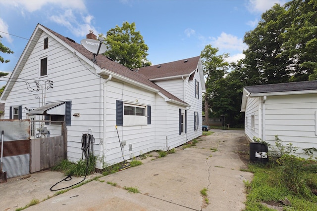 view of side of home