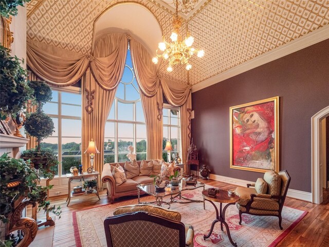 2756 Turtle Bluff Dr, Bloomfield Hills, MI 48302 - building lobby featuring ornamental molding