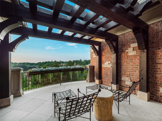 2756 Turtle Bluff Dr, Bloomfield Hills, MI 48302 - view of patio / terrace featuring a pergola