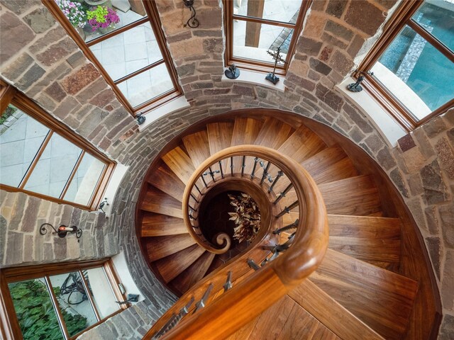 2756 Turtle Bluff Dr, Bloomfield Hills, MI 48302 - view of staircase
