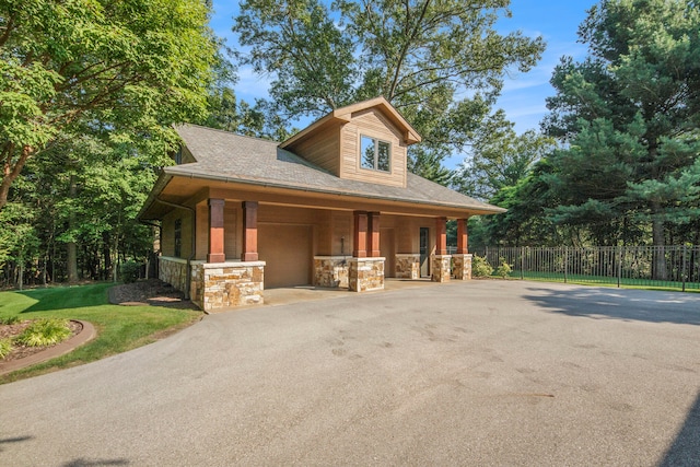 view of front facade with covered porch