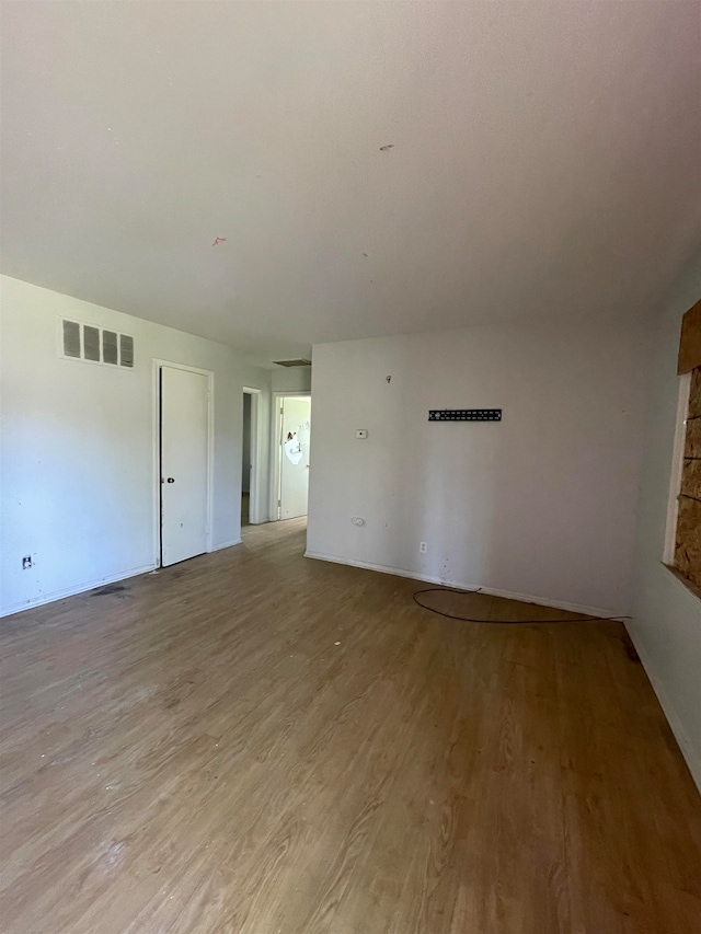 empty room featuring light hardwood / wood-style flooring