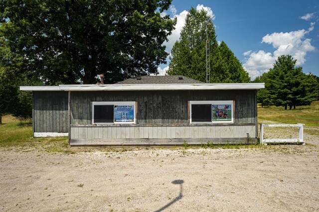 3749 Haines Rd, Attica, MI 48412
