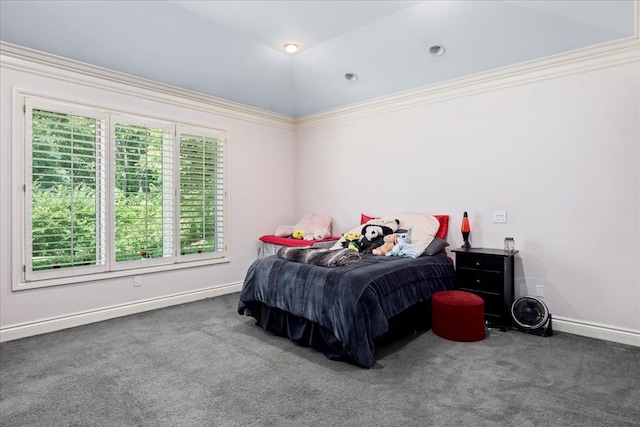 bedroom featuring carpet floors