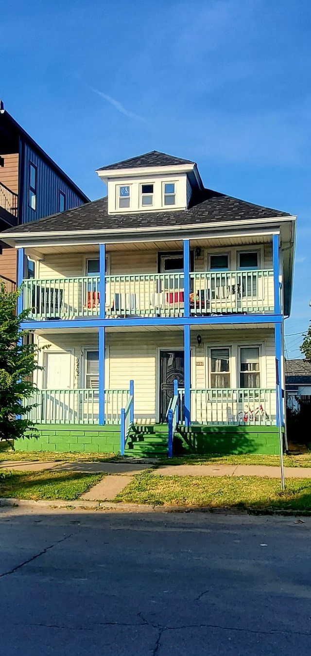 view of building exterior