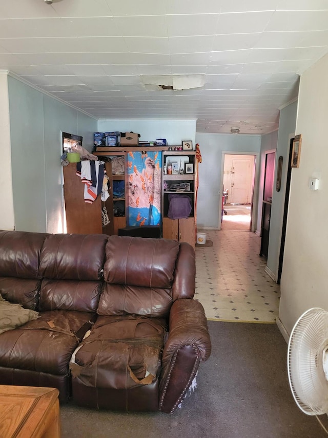 437 Ada Ave, Muskegon, MI 49442 - view of living area