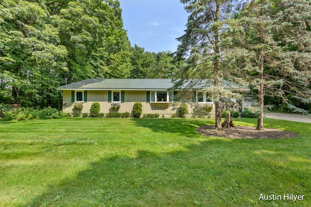 2215 16 Mile Rd NE, Cedar Springs MI, 49319, 3 bedrooms, 1 bath house for sale