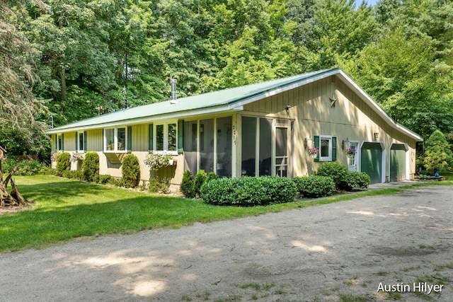 Listing photo 2 for 2215 16 Mile Rd NE, Cedar Springs MI 49319