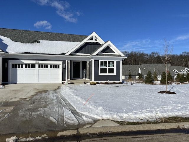 view of front of property featuring a garage