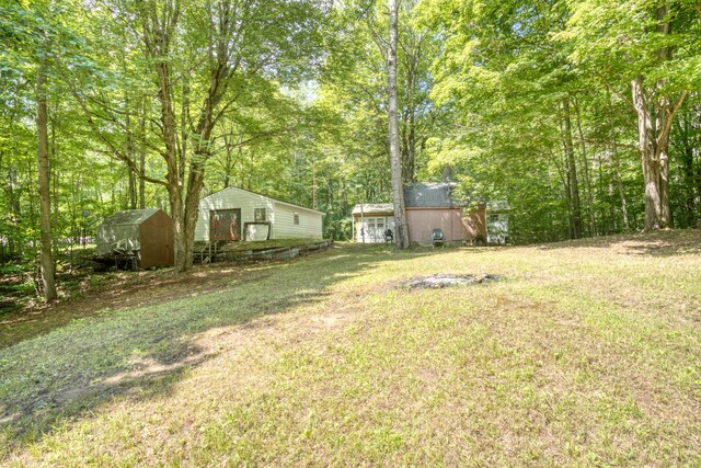 11451 Hemlock Ave, Lake, MI 48632 - view of grassy yard