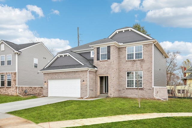 view of front of home featuring a front yard