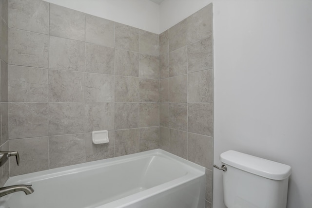 667 Allegheny Dr, South Lyon, MI 48178 - bathroom featuring toilet