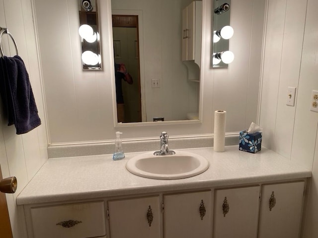 bathroom featuring vanity