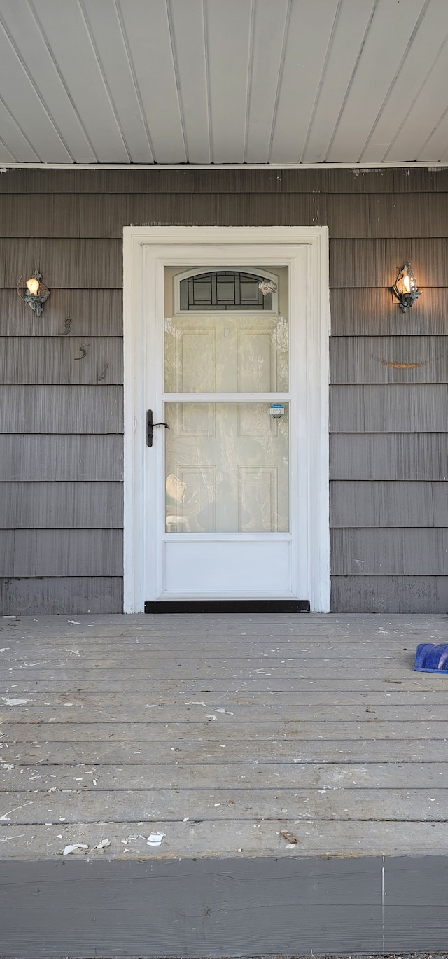 view of property entrance