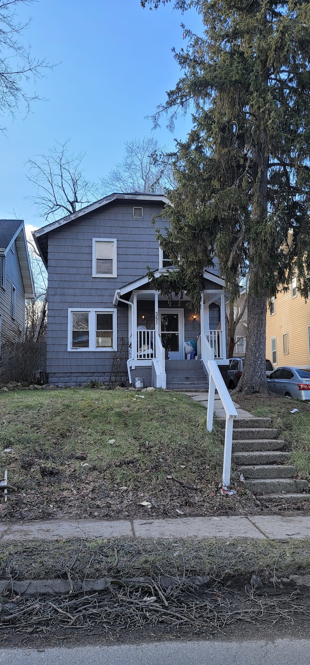 view of front of house with covered porch