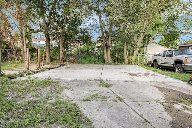 15766 Snowden St, Detroit, MI 48227 - view of patio