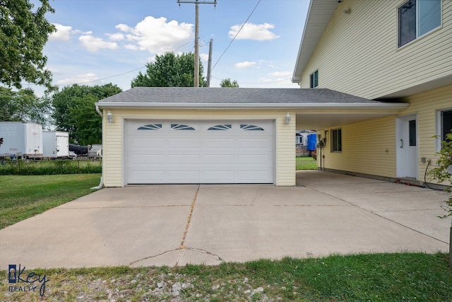 6800 Lakeshore Dr, Newport, MI 48166 - view of garage