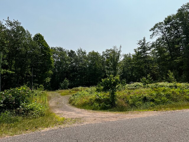 154 Neejee Rd, Negaunee, MI 49866